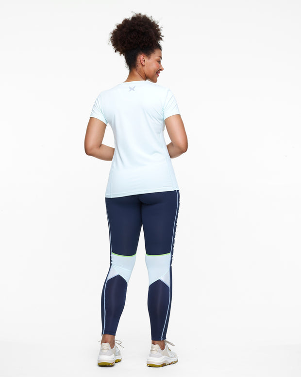 Nora Tee (F)