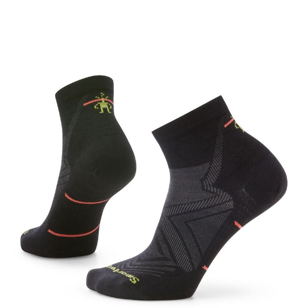 Feetures Elite Light Cushion Socks